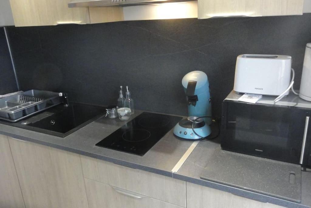 Le Belvedere Dernier Etage Avec Terrasse Wifi Fibre Apartment Tarbes Exterior foto